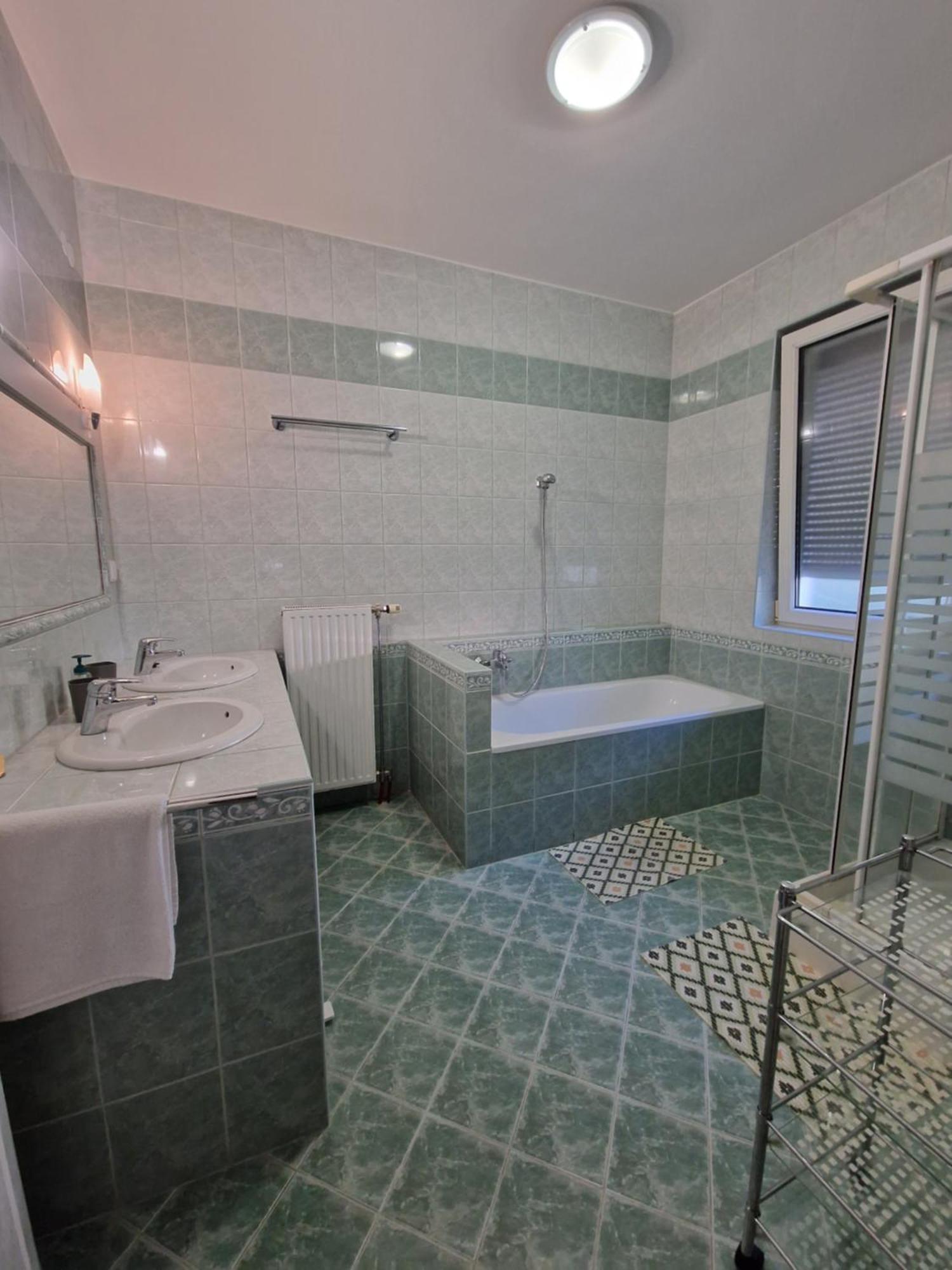 Villa Leticia Siofok Dış mekan fotoğraf
